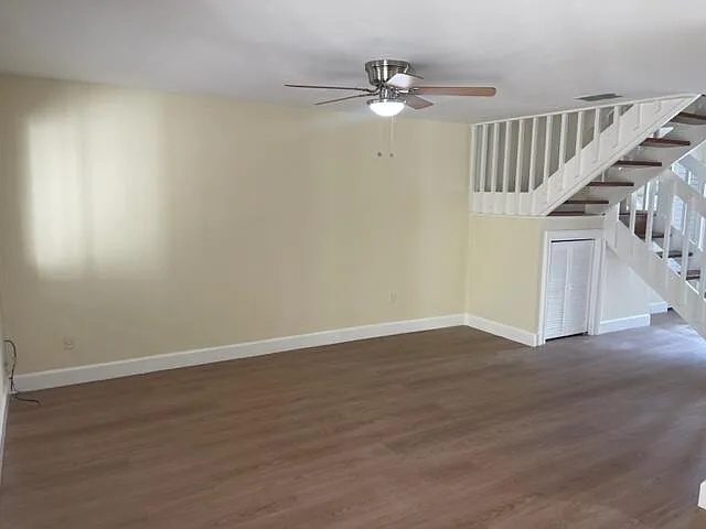 2 bed, 2.5 bath, 1220 sqft, $2,300 — Photo 4