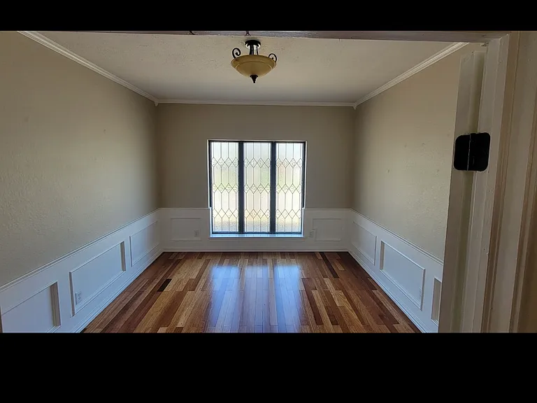 417 W Park Ave — Photo 7