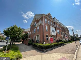 808 Grace St, Herndon, VA 20170