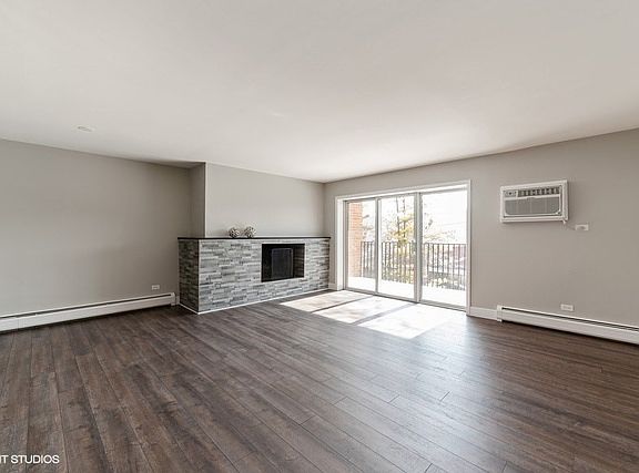 2nd image of 4225 Saratoga Ave APT 215B