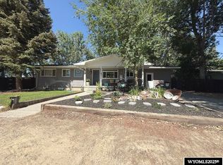 107 Hutchinson Rd, Riverton, WY 82501