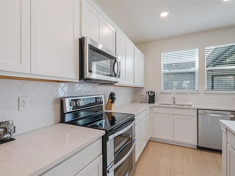 6938 Reverie Park Ave — Photo 14