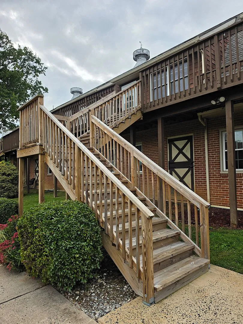 Beautiful Refreshed 2-Bedroom, 2-Bathroom Two-Story Condo in Aberdeen, MD Ready to Rent! — Photo 2