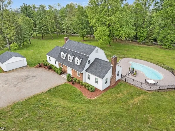72 Youngs Rd, Harding Twp., NJ 07976