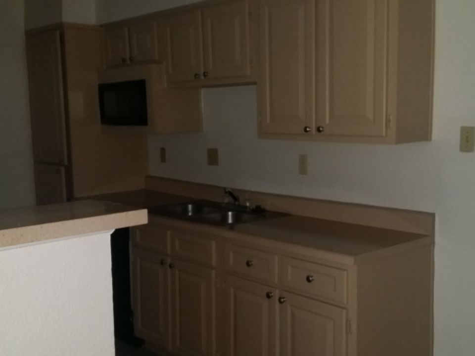 2nd image of 1500 S Interstate 35 APT 908