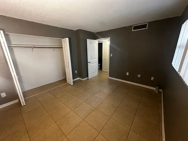 2811 SW Archer Rd #Z251 — Photo 14