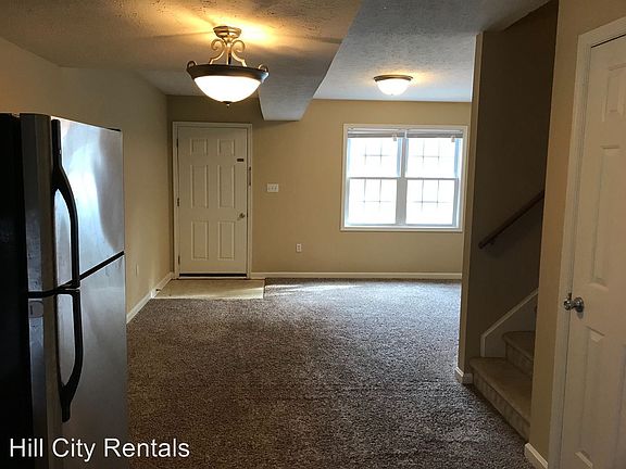 4th image of 810 Middle St #1