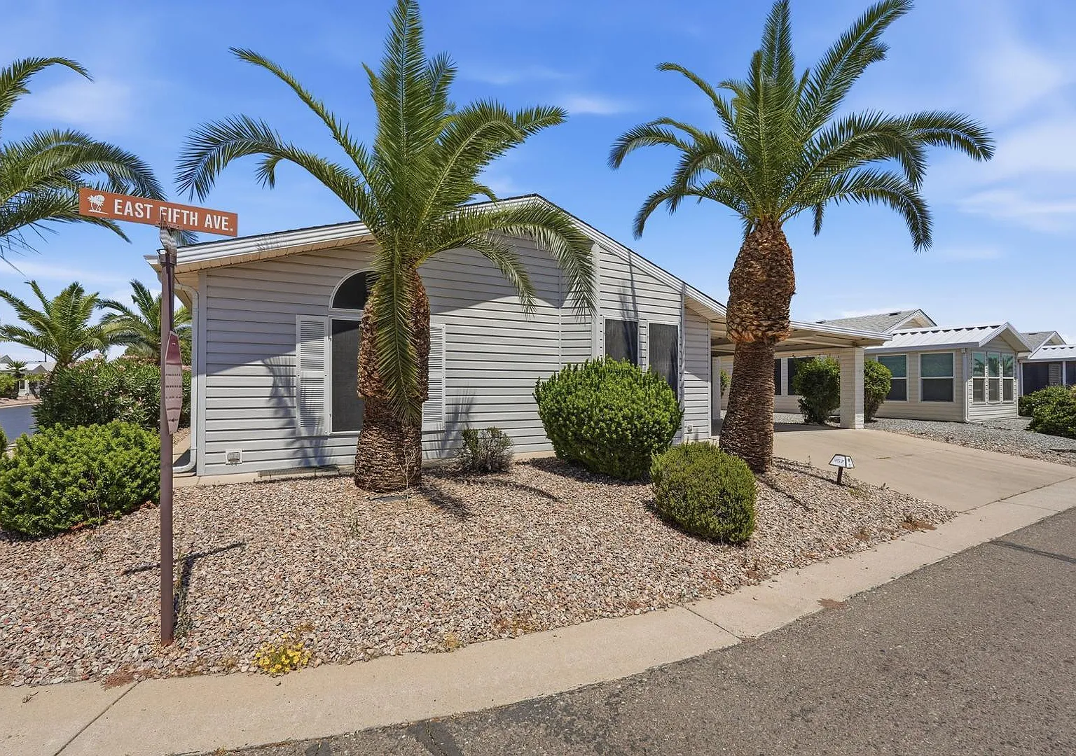 2 bed, 2.0 bath, 1680 sqft, $2,500 — Photo 4