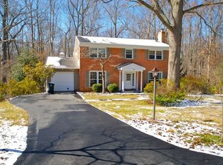 3232 Wynford Dr, Fairfax, VA 22031