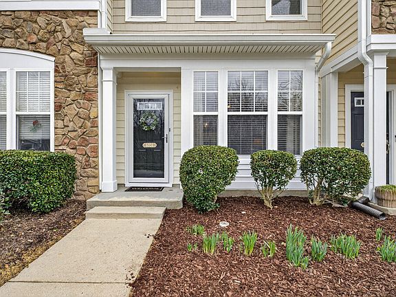 4th image of 6024 Viking Dr