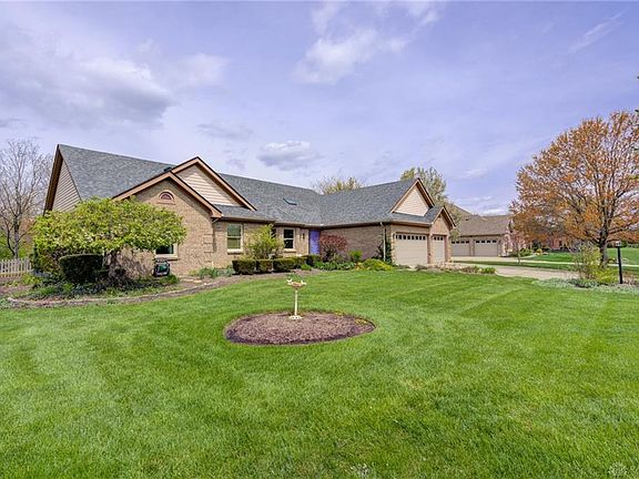 3rd image of 339 N Ashleaf Ln