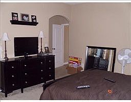 4th image of 4857 Point O Woods Dr