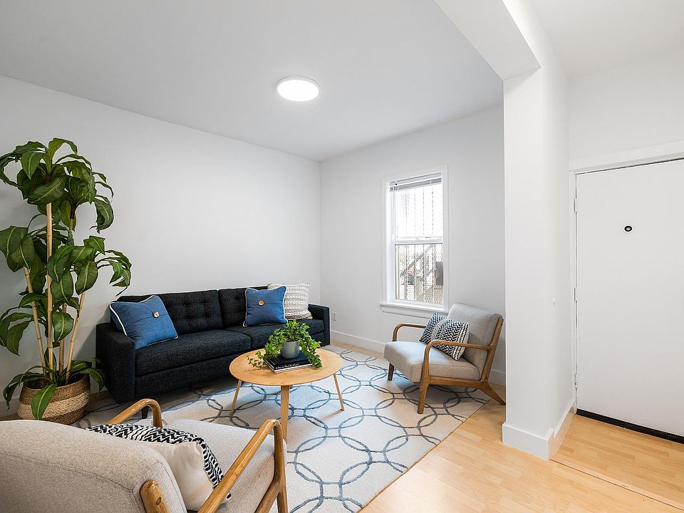 1st image of 1115 York St #B