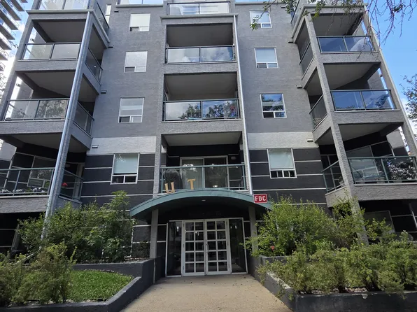 10046 110th St NW #203, Edmonton, AB T5K 2Y2