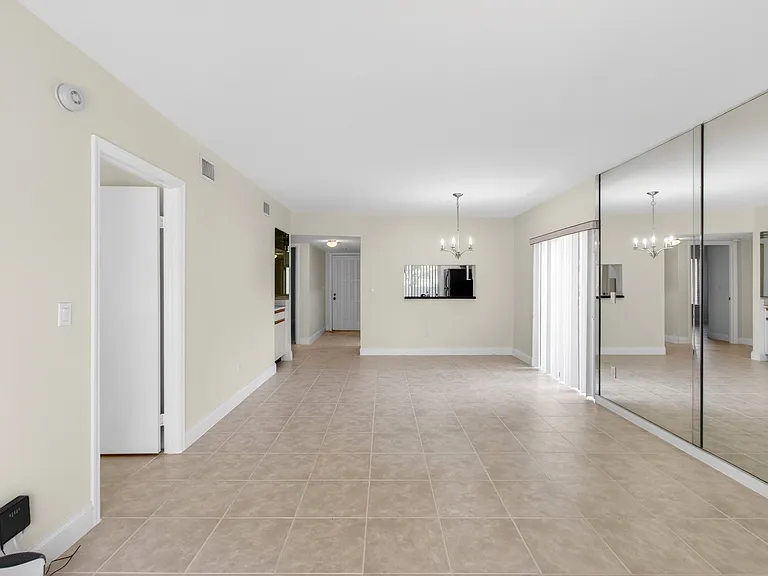 351 Club Cir #101 — Photo 22