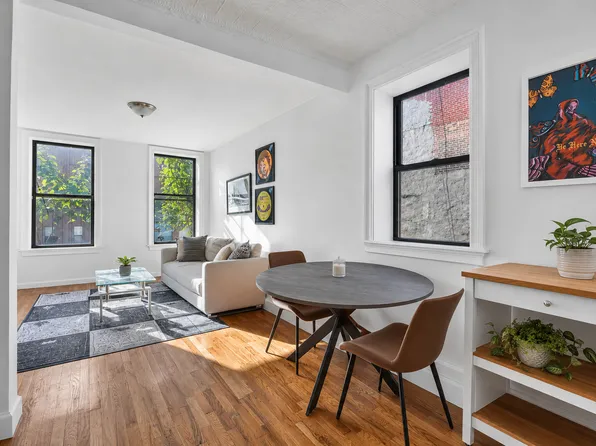 241 Mulberry St APT 17, New York, NY 10012