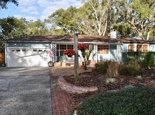 1205 Crestview Dr, Mount Dora, FL 32757