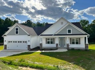 378 Lowery Ln, Benson, NC 27504