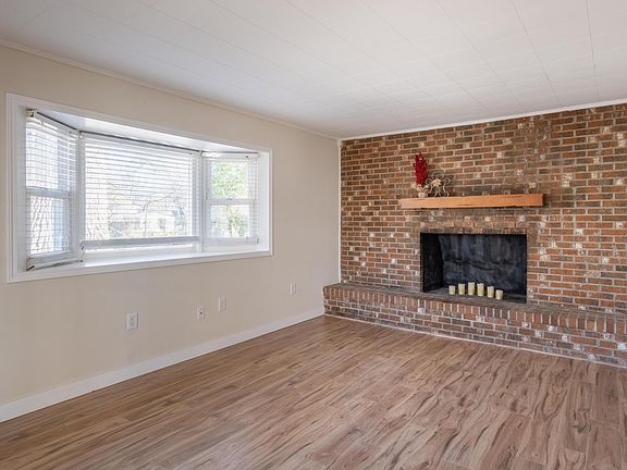 5th image of 1529 Wismer St