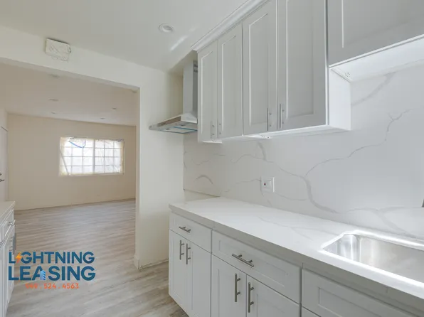 10218 Darby Ave, Inglewood, CA