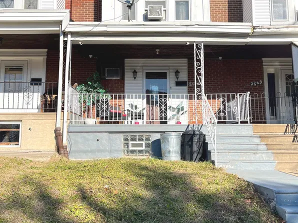 2521 S 73rd St, Philadelphia, PA 19142