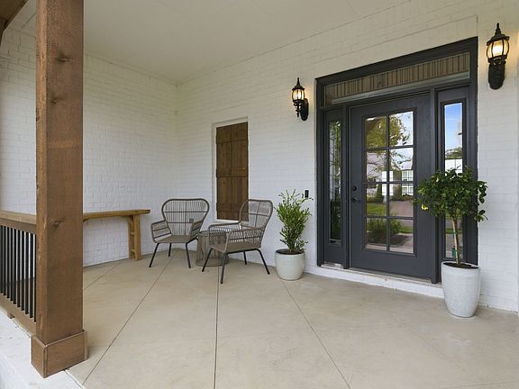 5th image of 6083 Kidman Ln