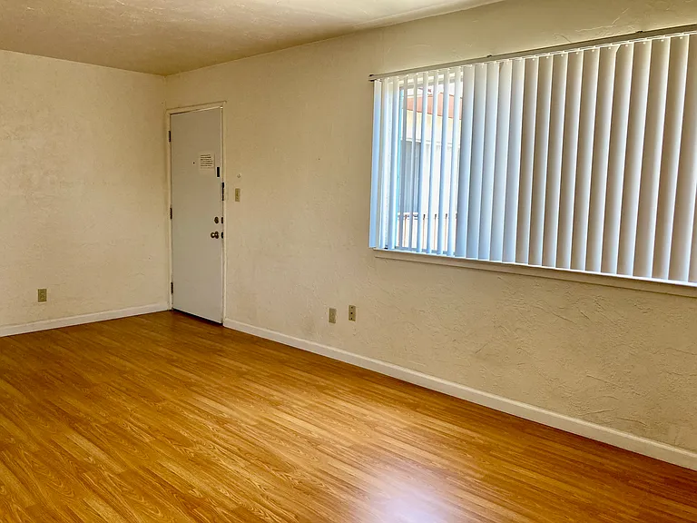 2118 Spaulding Ave #5 — Photo 8