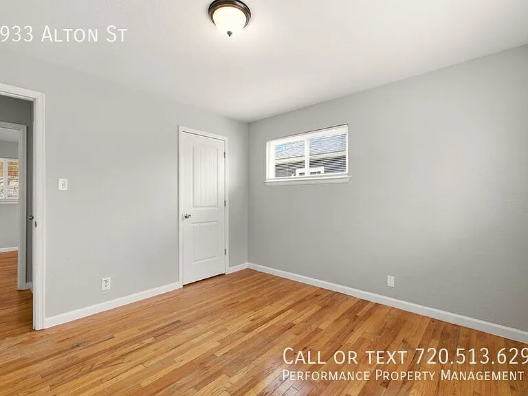 1933 Alton St — Photo 15