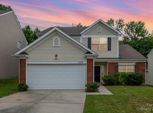 11713 Oak St, Charlotte, NC 28269