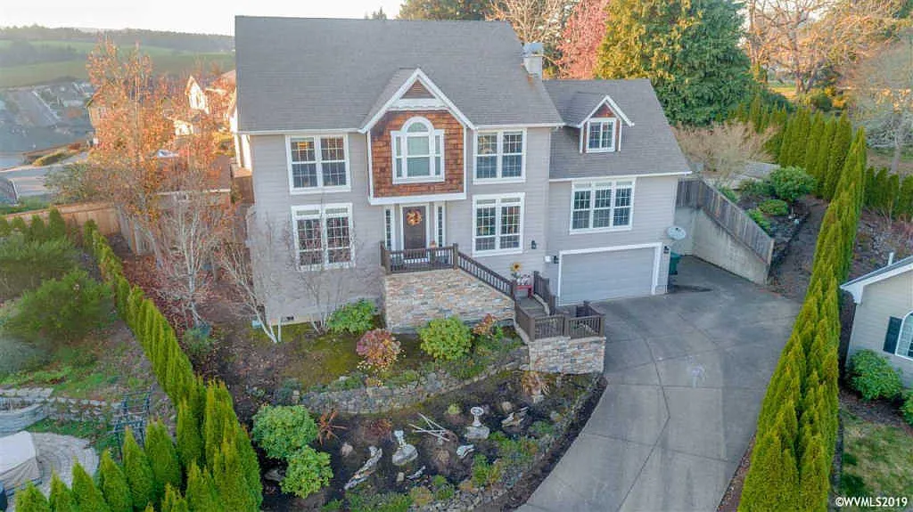 1499 Cathlamet Ct NW photo 1