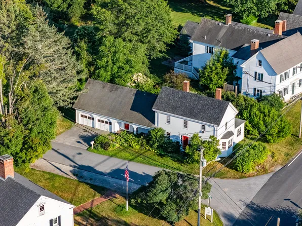 15 Old Stage Road, Woolwich, ME 04579