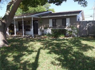 8649 108th St, Seminole, FL 33772