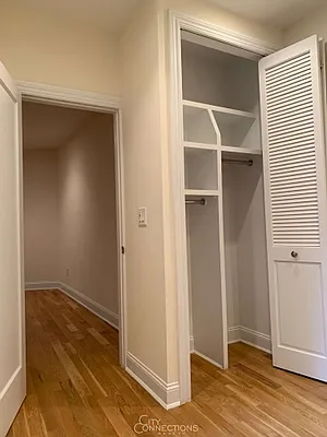 Rented by City Connections Realty | media 32