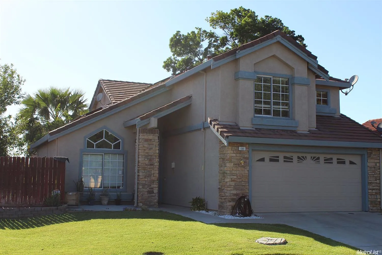 1311 Blue Teal Way photo 1