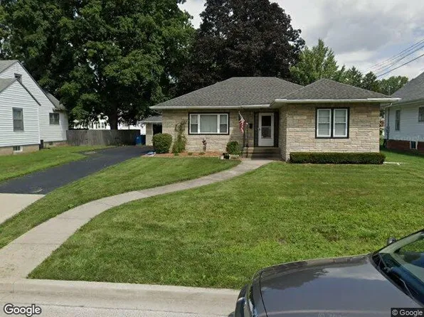 116 W Jackson Ave, Watseka, IL 60970