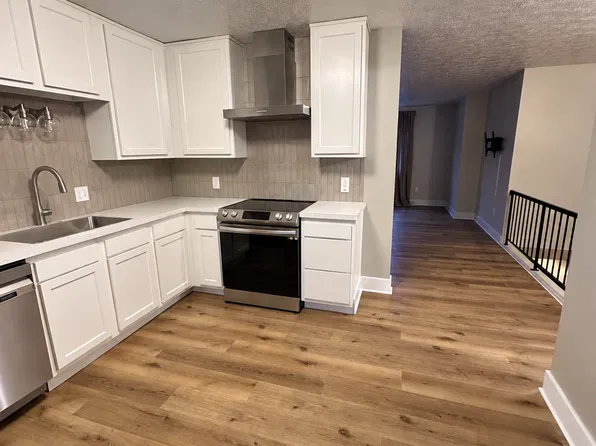 2721 Vanderhoof Rd #2725, Barberton, OH 44203