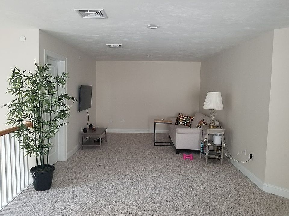 2nd image of 470 Boston St APT 15
