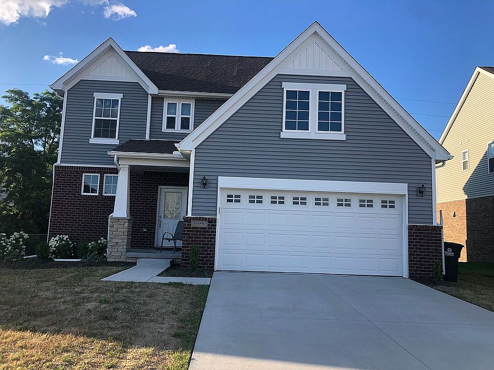 1st image of 36990 Russell Dr #12