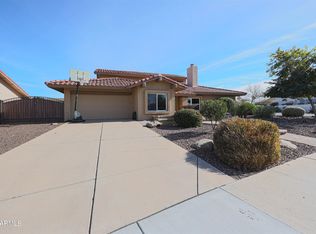 12451 N 71st Dr, Peoria, AZ 85381