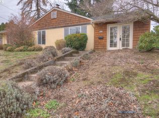 8825 NE Sacramento St, Portland, OR 97220