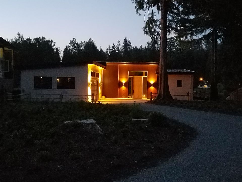 2nd image of 31328 NE 111th Pl