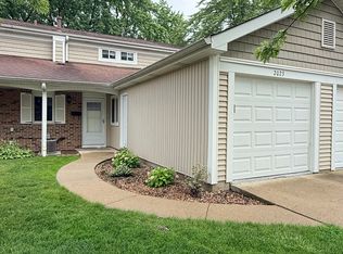 2023 Raleigh Pl, Hoffman Estates, IL 60169