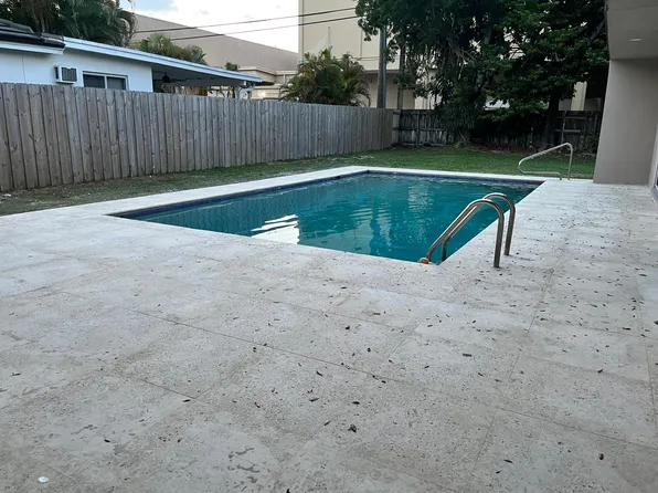 11822 SW 81st Rd, Miami, FL 33156