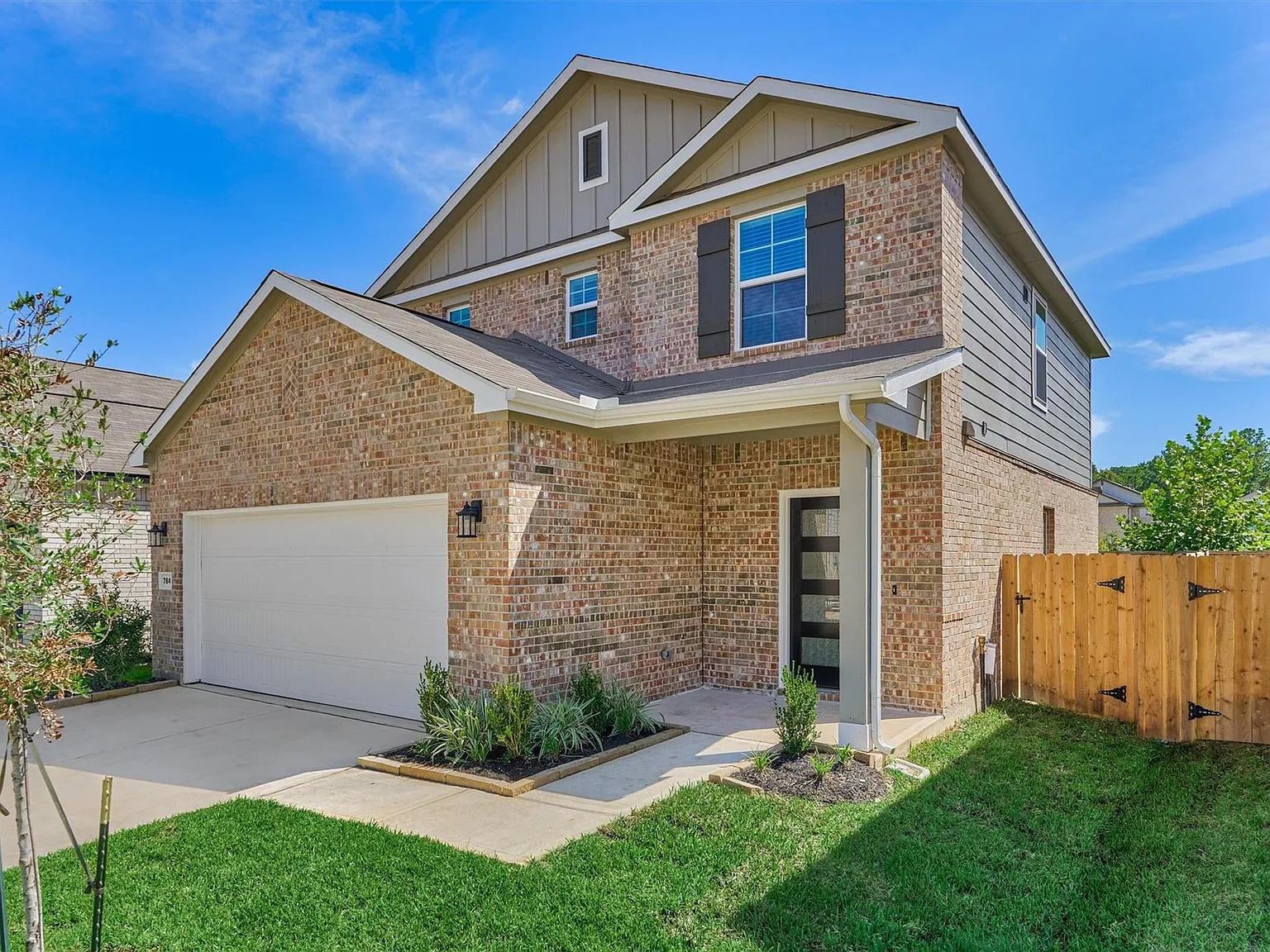 3 bed, 2.5 bath, 1678 sqft, $2,300 — Photo 4