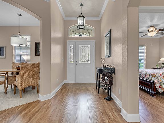 2nd image of 5103 River Edge Ln