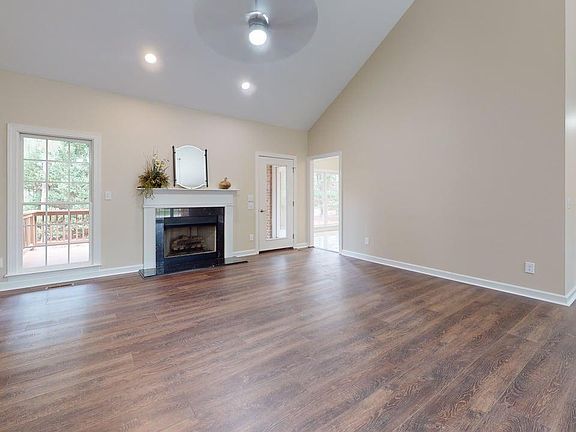 3rd image of 23 Coldstream Lane