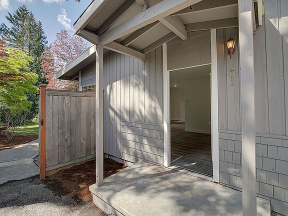 3rd image of 295 1st Ave NW