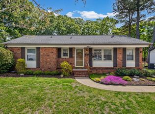 4827 Harcourt Ln, Charlotte, NC 28212