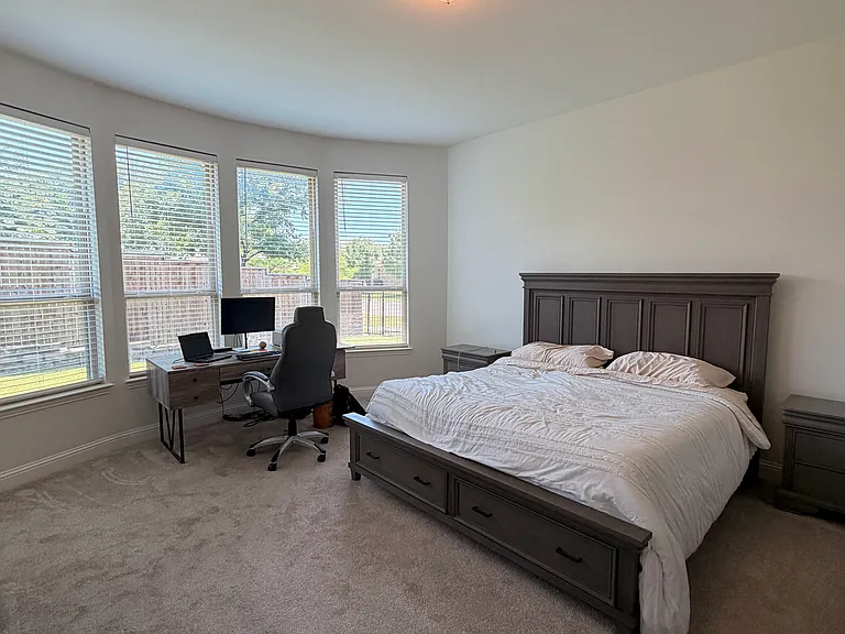 518 Overton Ave — Photo 10