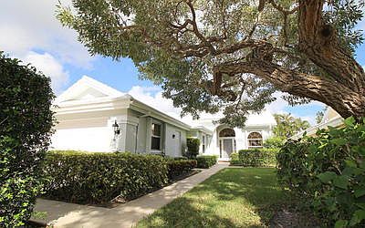 2338 Saratoga Bay Drive